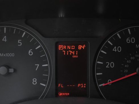 Used 2021 Nissan NV 2500 S image 28