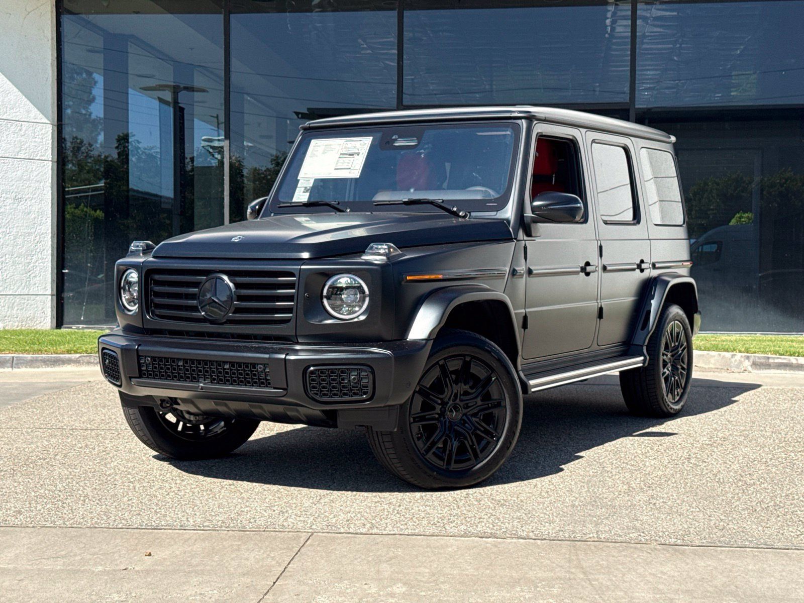 New 2027 Mercedes-Benz G 580 e image 2