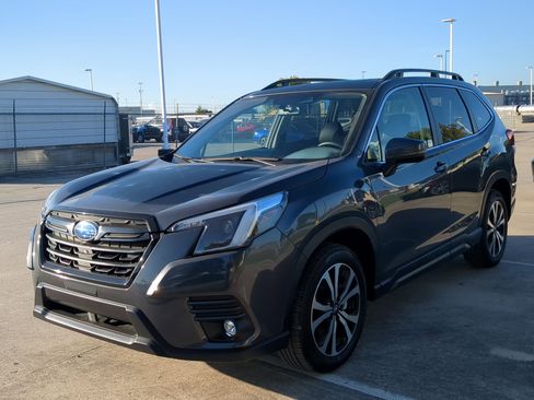 Used 2024 Subaru Forester Limited image 8
