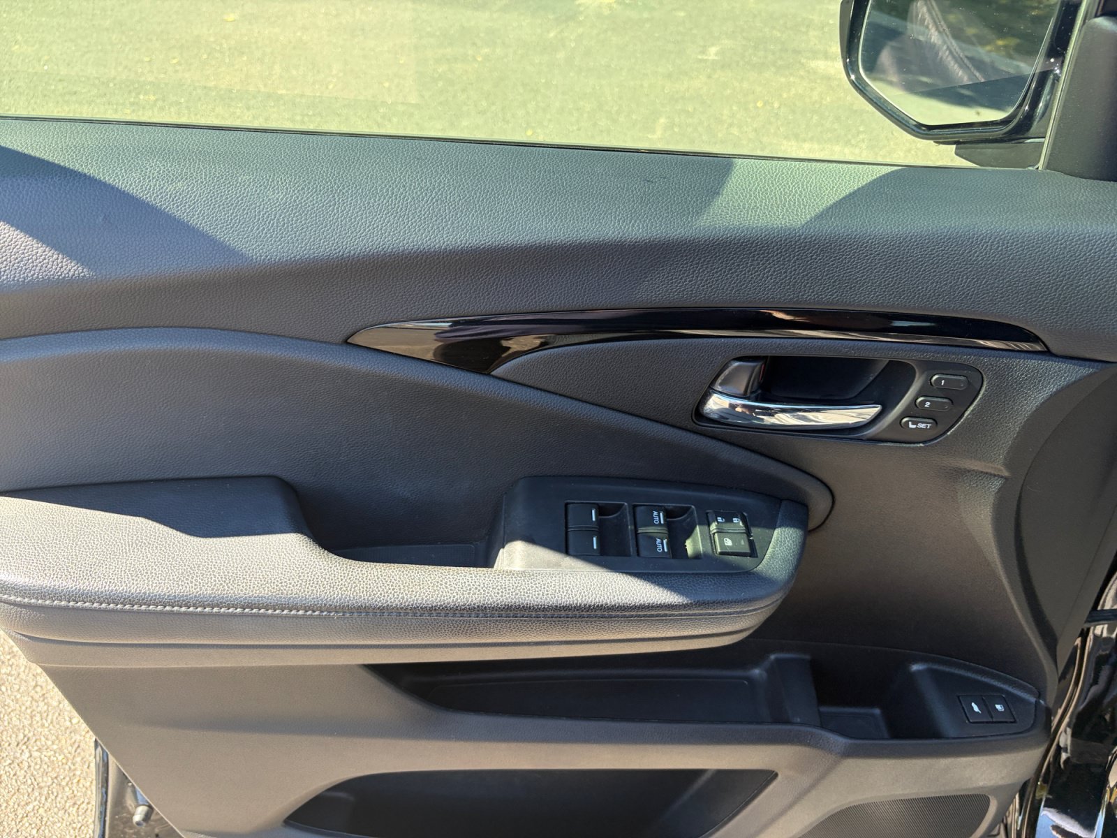 Used 2020 Honda Pilot Touring image 14