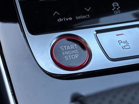 New 2026 Audi RS Q8 performance image 20