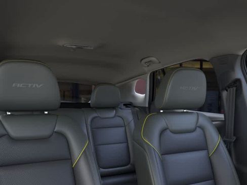 New 2026 Chevrolet Trax ACTIV w/ Driver Confidence Package FWD image 24