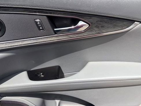 Used 2019 Lincoln Nautilus Reserve AWD/4WD image 44