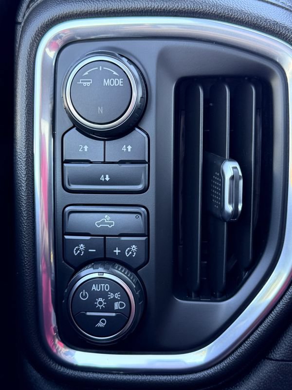 Used 2021 Chevrolet Silverado 3500 LT w/ Fleet Comfort Package AWD/4WD image 24