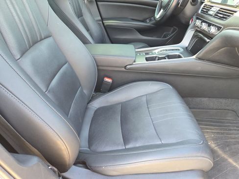Used 2021 Honda Accord Touring image 22