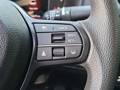 Used 2023 Honda Accord EX image 24