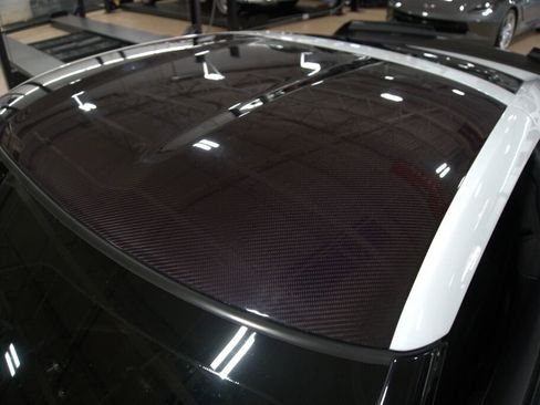 Used 2015 Chevrolet Corvette Z06 w/ 3LZ Preferred Equipment Group image 15