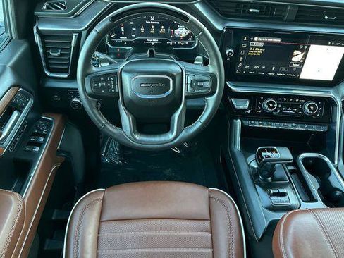 Used 2025 GMC Sierra 1500 Denali Ultimate image 15