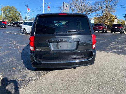 Used 2016 Dodge Grand Caravan SE w/ Quick Order Package 29E SE image 7