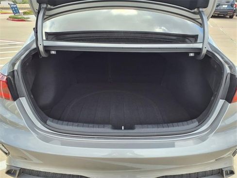 Used 2022 Kia Forte LXS image 20