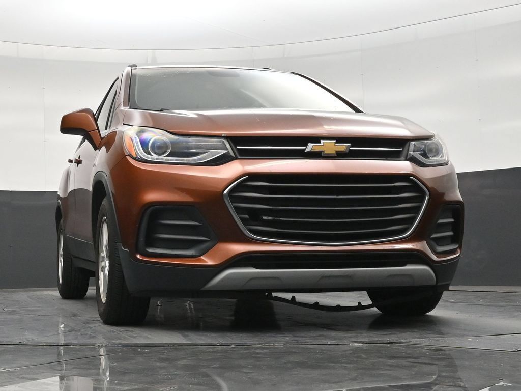 Used 2019 Chevrolet Trax LT FWD image 25