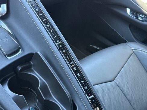 Used 2024 Chevrolet Corvette Z06 RWD image 20
