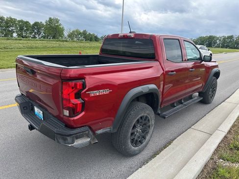 Used 2023 Chevrolet Colorado Trail Boss w/ Advanced Trailering Package AWD/4WD image 3