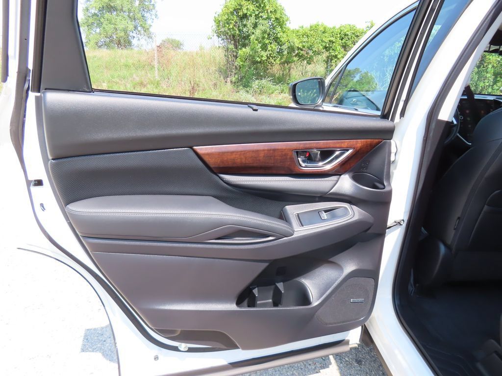 Used 2024 Subaru Ascent Touring AWD/4WD image 34