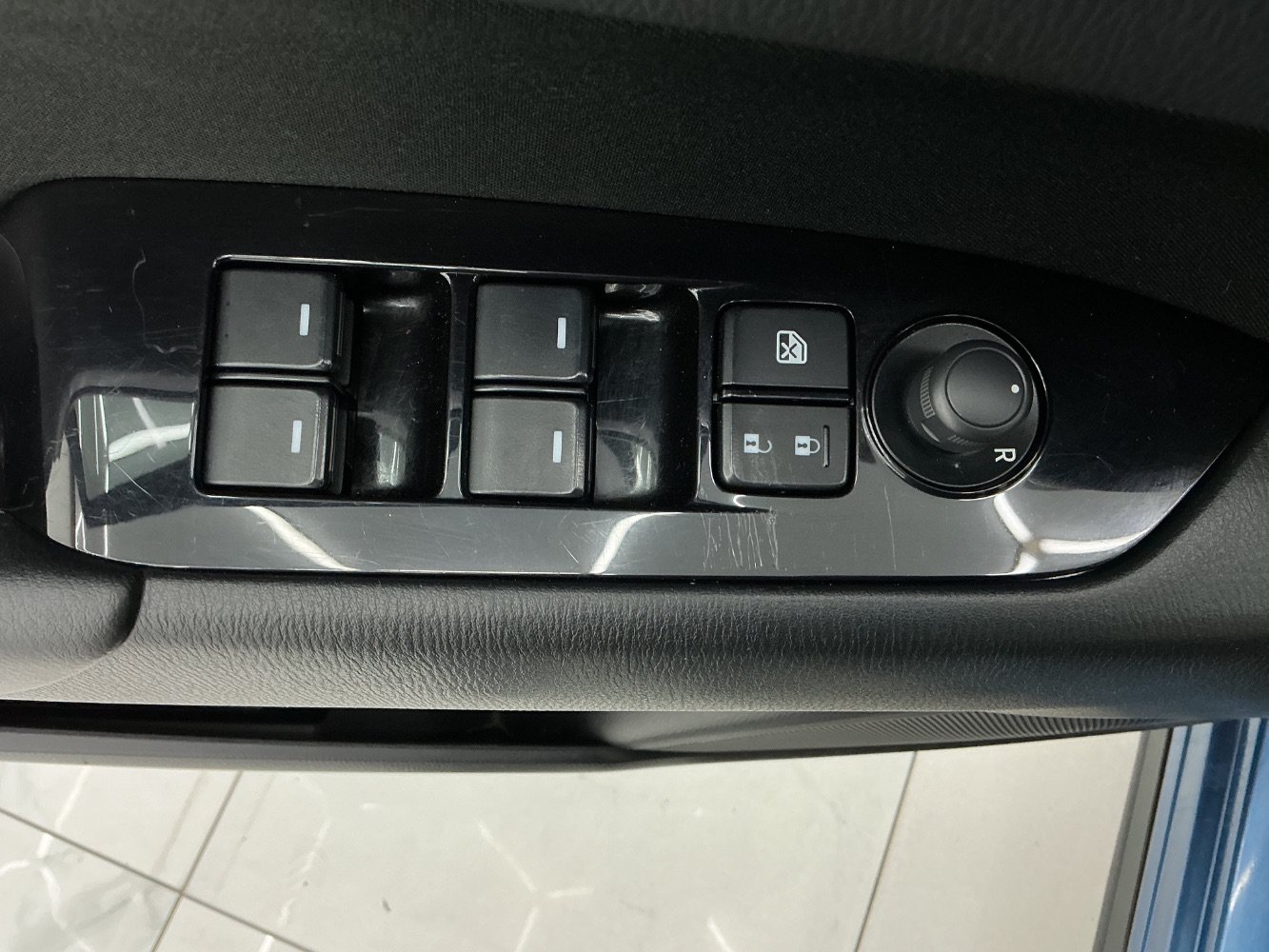 Used 2020 MAZDA CX-5 Sport FWD image 37