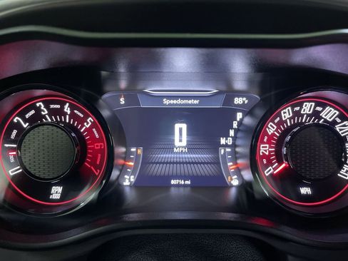 Used 2022 Dodge Challenger R/T w/ Blacktop Package image 18