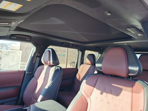 New 2026 INFINITI QX80 Autograph w/ Premium Cargo Package image 14