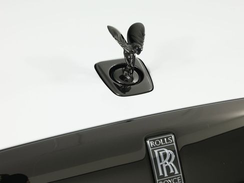 New 2025 Rolls-Royce Spectre Black Badge image 29