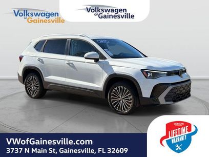 Used 2025 Volkswagen Taos SE