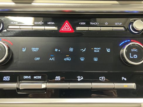 Used 2026 Hyundai Santa Fe SEL AWD/4WD image 17