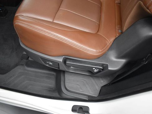 Used 2022 Subaru Ascent Touring w/ Popular Package #2A image 26