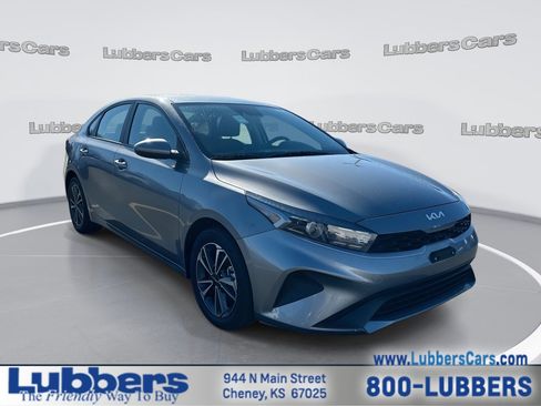 Used 2024 Kia Forte LXS image 1
