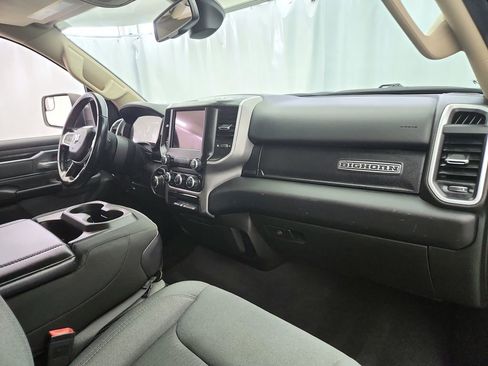 Used 2019 RAM 1500 Big Horn AWD/4WD image 25