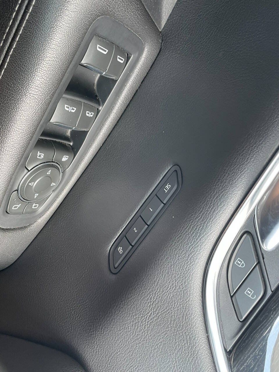 Used 2022 Cadillac XT5 Premium Luxury AWD/4WD image 31