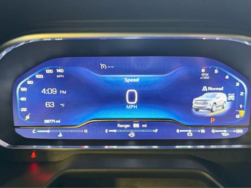 Certified 2023 Chevrolet Tahoe Z71 w/ Luxury Package image 16