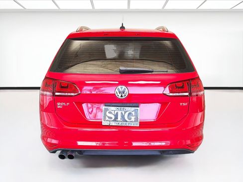 Used 2017 Volkswagen Golf SE FWD image 5