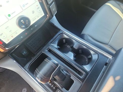 Used 2023 Ford F150 Lightning Lariat image 25