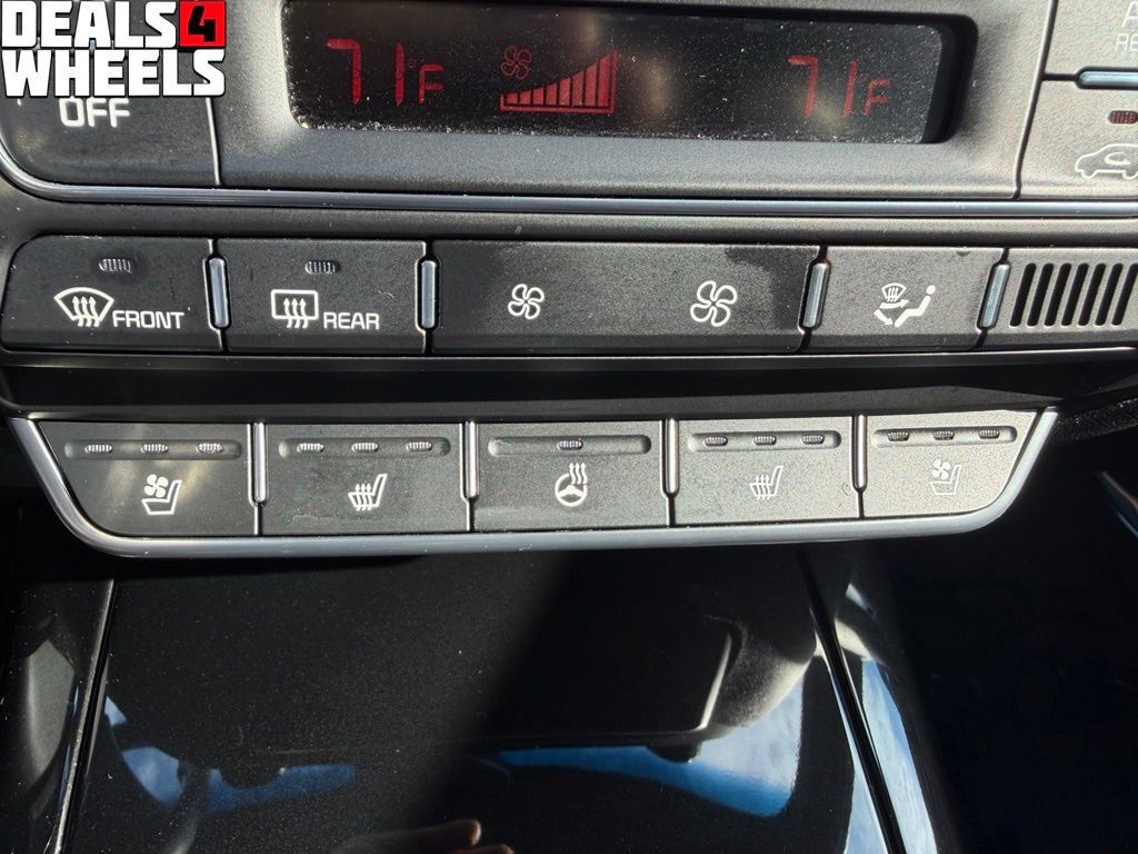 Used 2019 Kia Sorento SX FWD image 38