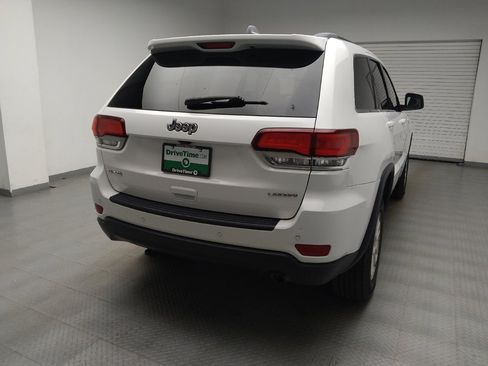 Used 2020 Jeep Grand Cherokee Laredo AWD/4WD image 7