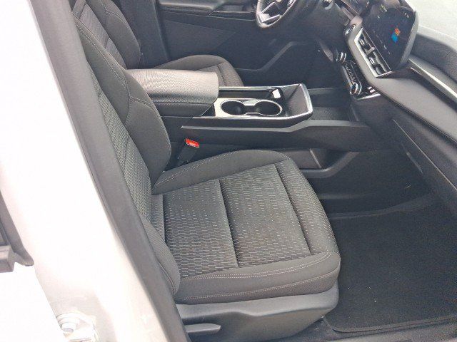 Used 2025 Chevrolet Equinox LT FWD image 43
