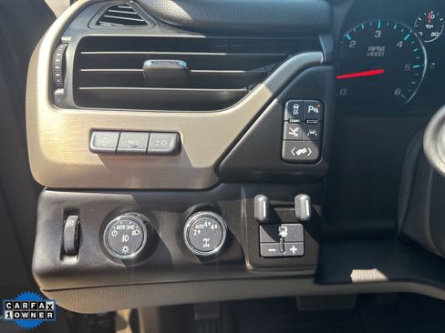 Used 2019 GMC Yukon XL Denali w/ Denali Ultimate Package image 15