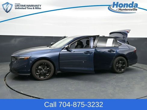 Certified 2025 Honda Accord SE image 34