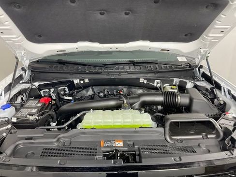 New 2026 Ford Expedition Platinum w/ Driver's Package image 9