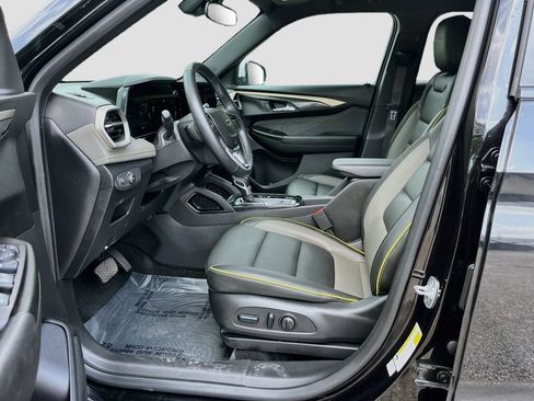 Used 2025 Chevrolet TrailBlazer ACTIV w/ Driver Confidence Package FWD image 20