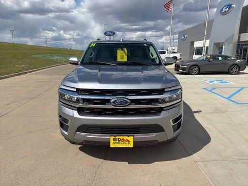 Used 2024 Ford Expedition Limited AWD/4WD image 8