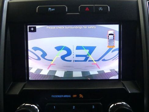 Used 2019 Ford F150 XLT w/ Equipment Group 302A Luxury AWD/4WD image 9