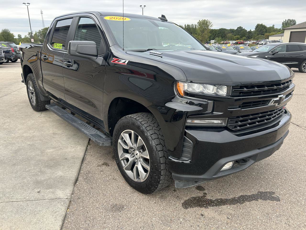 Used 2020 Chevrolet Silverado 1500 RST w/ True North Edition AWD/4WD image 3