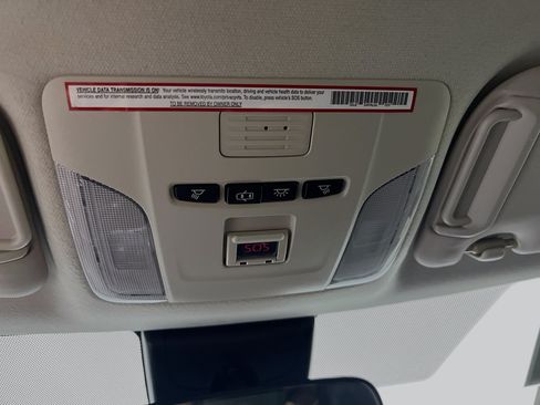 Used 2020 Toyota Corolla LE FWD image 20