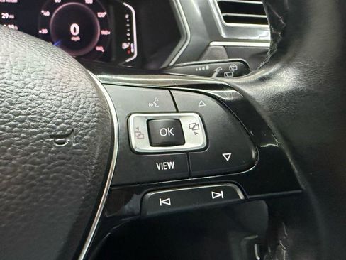 Used 2019 Volkswagen Tiguan SEL Premium image 15