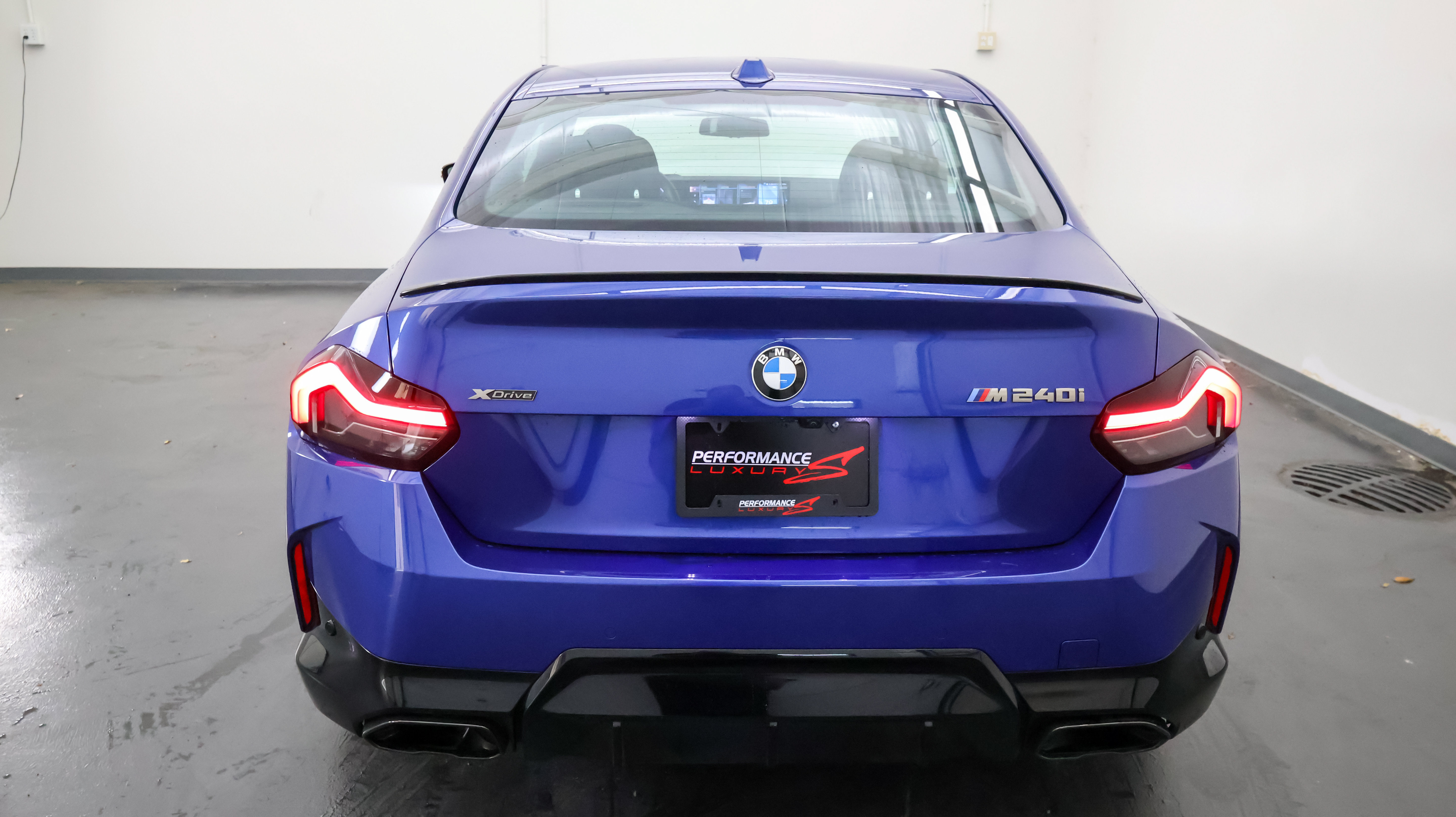 Used 2023 BMW M240i xDrive Coupe AWD/4WD image 4