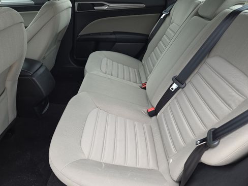 Used 2019 Ford Fusion S FWD image 27