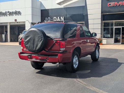 Used 2000 Chevrolet Blazer LS w/ LS Preferred Equipment Group AWD/4WD image 4