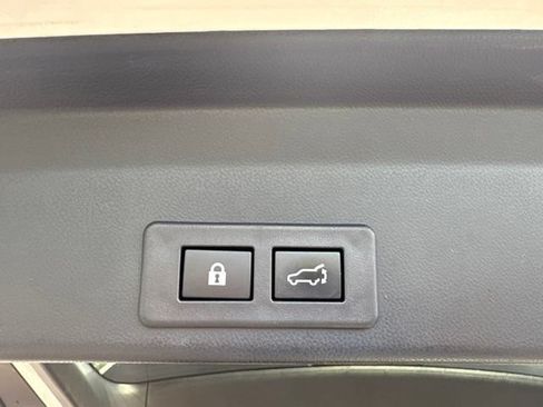 Used 2021 Subaru Ascent Limited w/ Technology Package AWD/4WD image 29