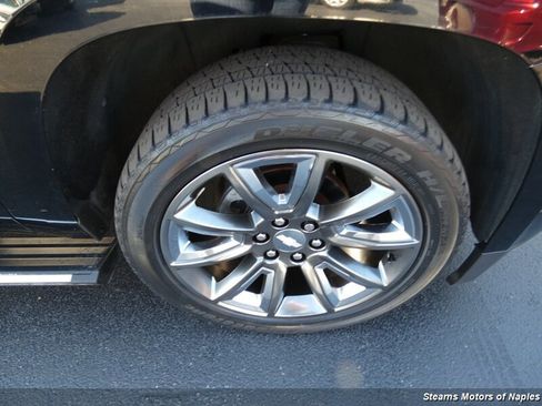 Used 2015 Chevrolet Suburban LTZ image 19