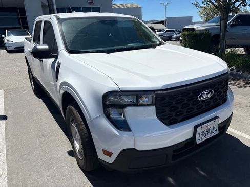 Used 2025 Ford Maverick XL FWD image 2
