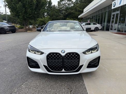 Used 2024 BMW 430i xDrive Convertible w/ M Sport Package AWD/4WD image 3